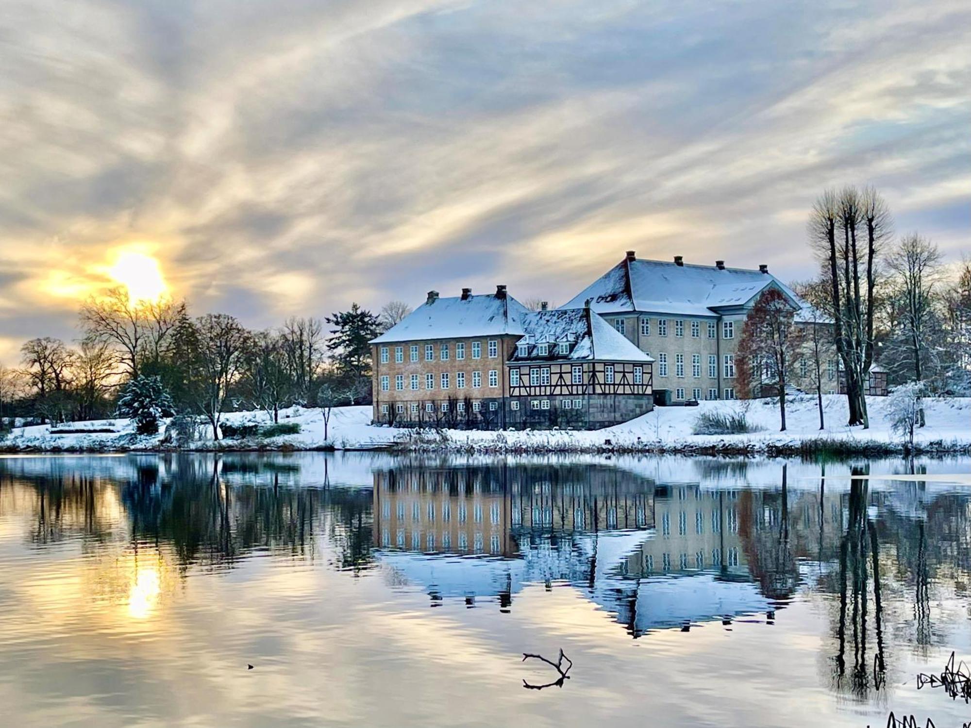 Skjoldenaesholm Slot Hotel Jystrup Екстериор снимка